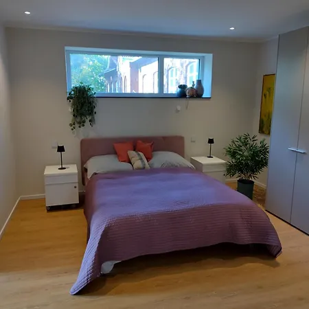 Grosszuegige In Innovativem Zero-emissionen Haus شقة *