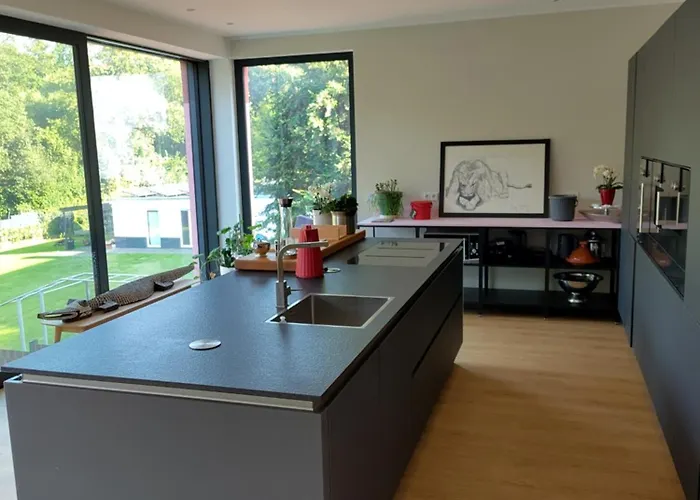 Appartement Grosszuegige In Innovativem Zero-emissionen Haus *