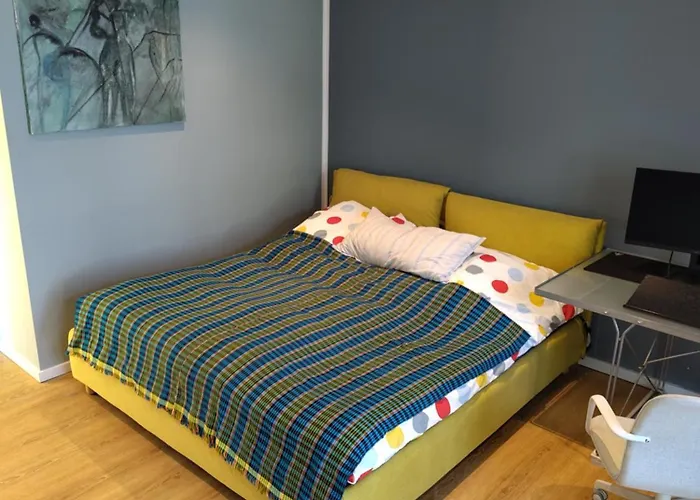 Grosszuegige In Innovativem Zero-emissionen Haus *